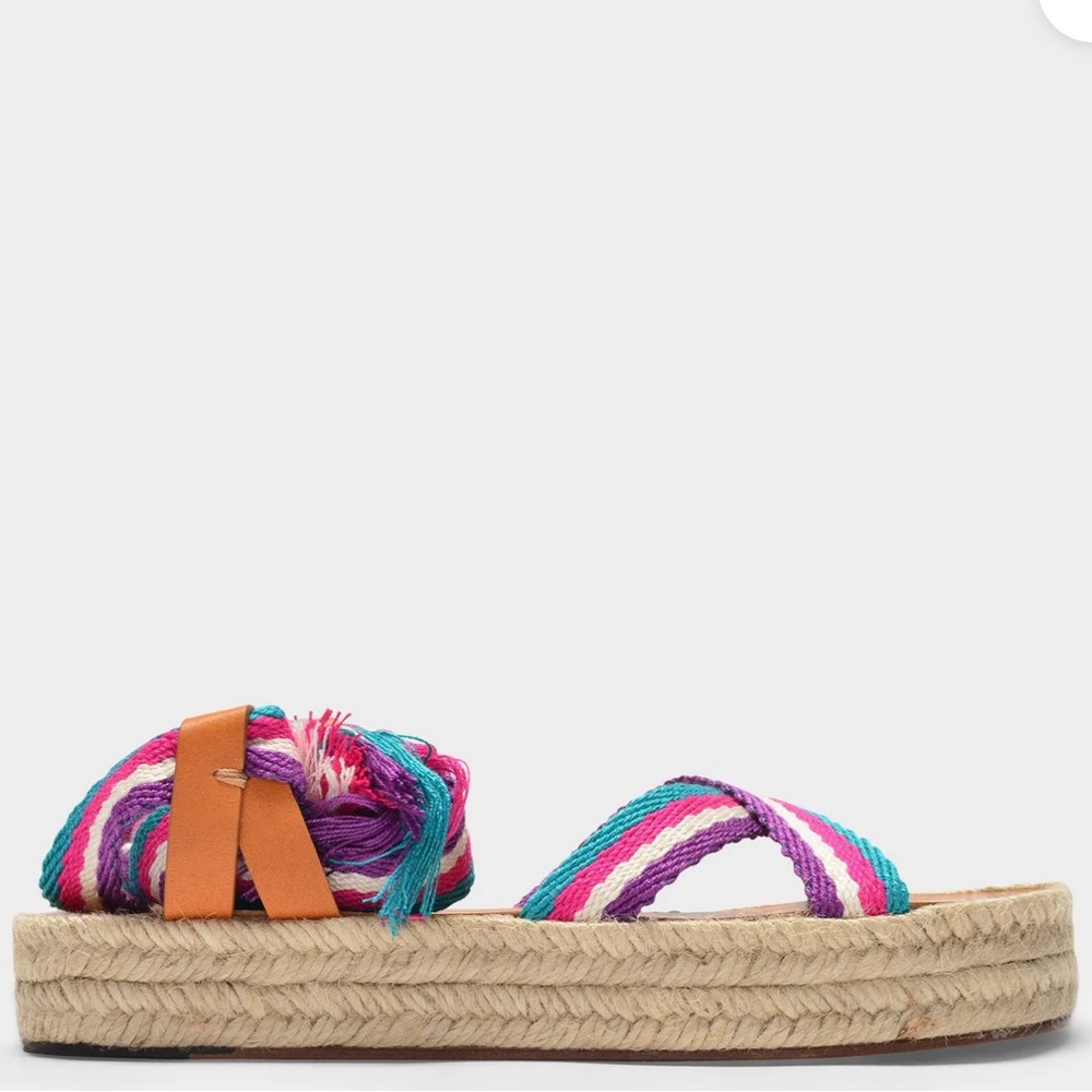 ISABEL MARANT

Malay Sandales in Green
$570